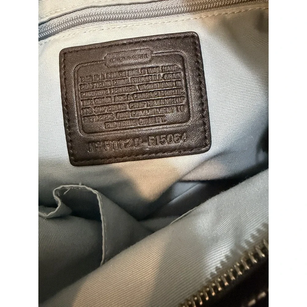 Coach Vintage Early 2000s F15064 Black Leather Shoulder Crossbody Bag Y2K